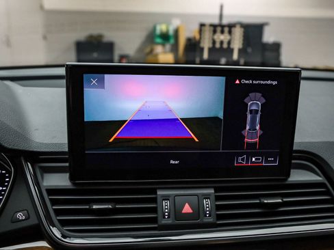 Used 2023 Audi Q5 2.0T Premium image 27