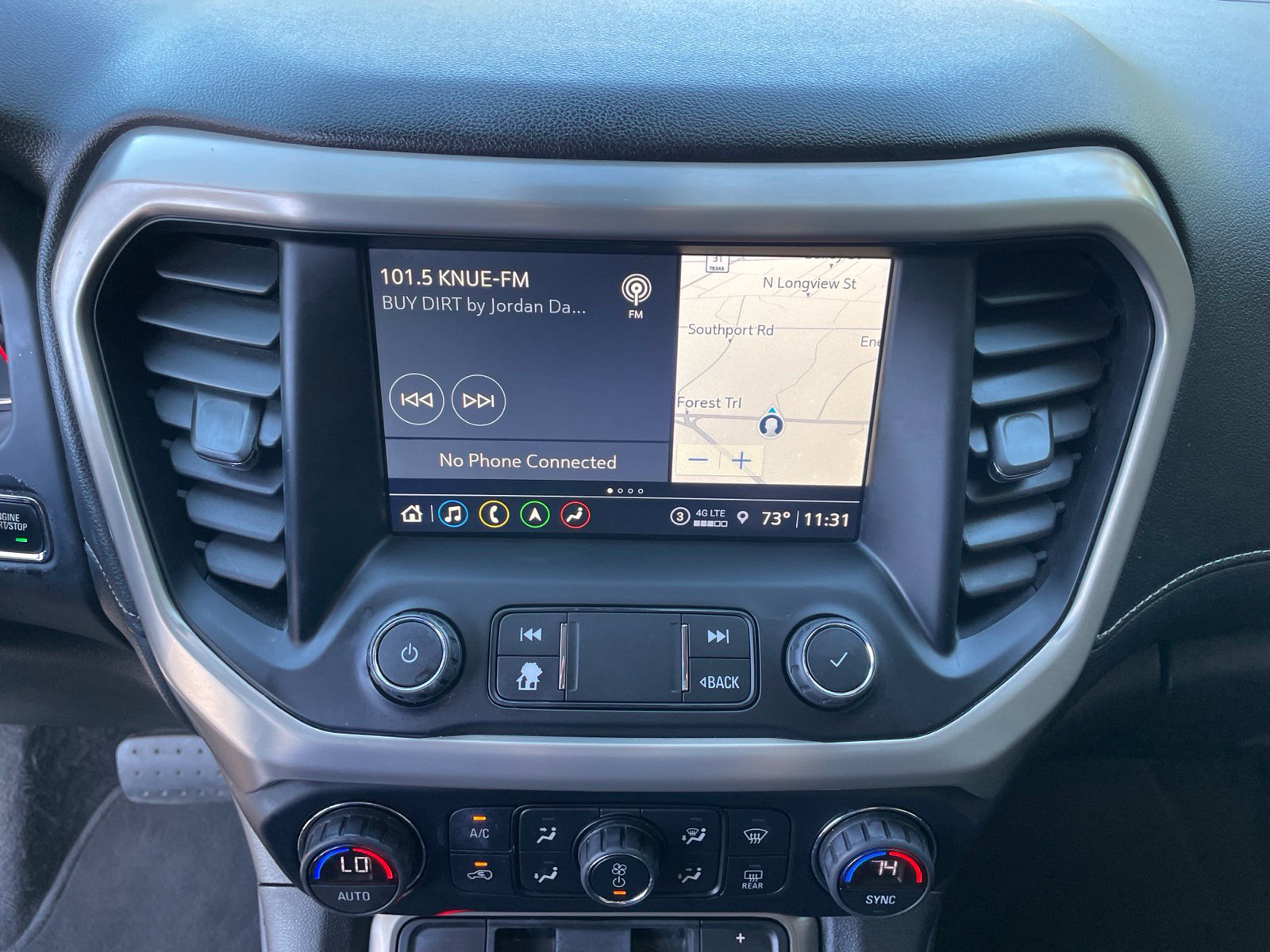 Used 2021 GMC Acadia Denali w/ Denali Technology Package FWD image 31