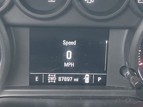 Used 2020 Chevrolet Silverado 2500 Custom w/ Custom Value Package image 14