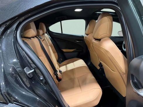 Used 2025 Lexus UX 300h AWD w/ Cold Area Package image 27