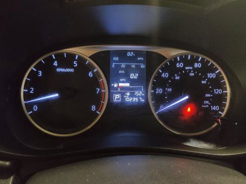 Used 2020 Nissan Versa S FWD image 23