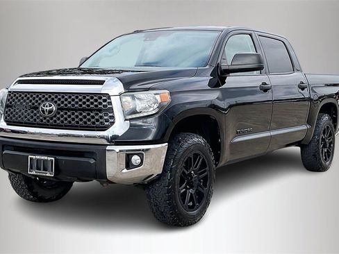 Used 2019 Toyota Tundra SR5 image 2