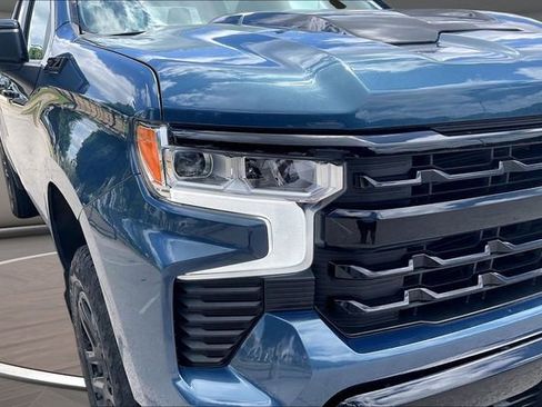 Used 2024 Chevrolet Silverado 1500 LT Trail Boss w/ Convenience Package II AWD/4WD image 28