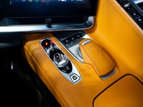 Used 2023 Chevrolet Corvette Stingray Preferred Cpe w/ Z51 Performance Package RWD image 39