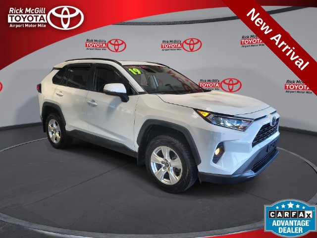 Used 2019 Toyota RAV4 XLE w/ Convenience Package AWD/4WD image 1