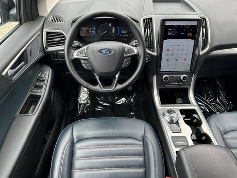 Used 2024 Ford Edge SEL w/ Sport Appearance Package AWD/4WD image 15