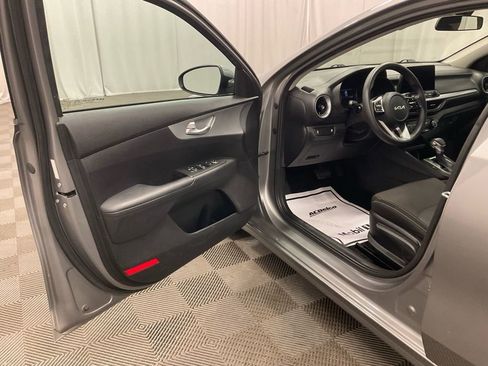 Used 2023 Kia Forte LXS image 22