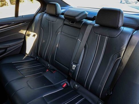 Used 2019 BMW 530e image 21