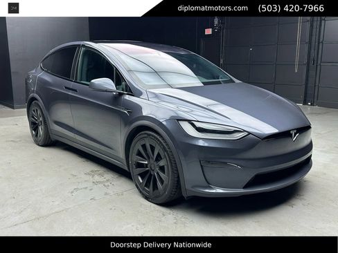 Used 2023 Tesla Model X image 9