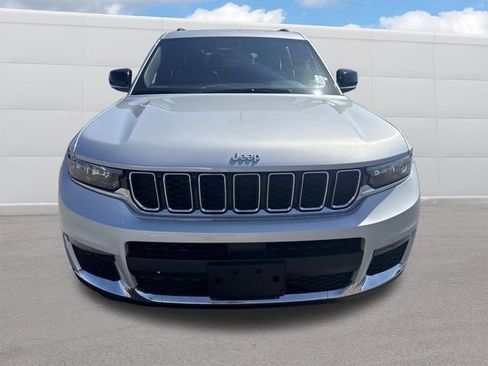 Used 2025 Jeep Grand Cherokee L Limited AWD/4WD image 16