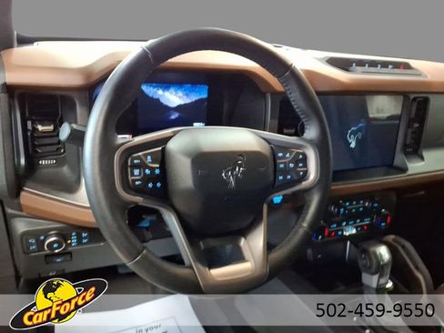 Used 2024 Ford Bronco Outer Banks w/ Sasquatch Package image 17