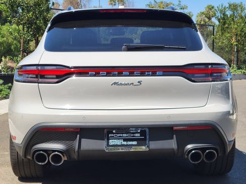Certified 2023 Porsche Macan S AWD/4WD image 6