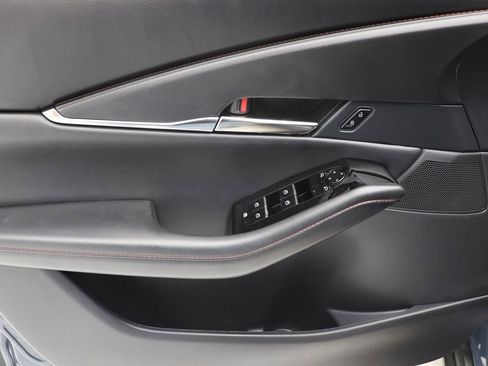 Used 2024 MAZDA CX-30 AWD 2.5 S w/ Preferred Package image 13