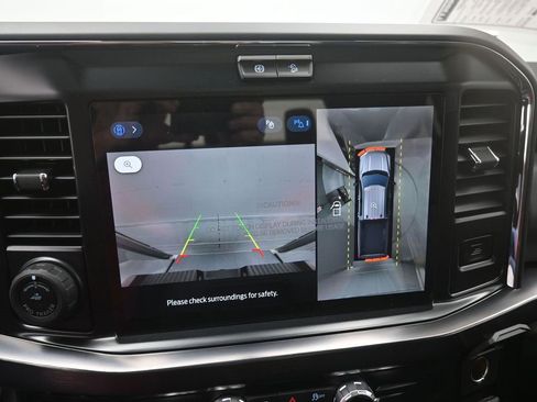 New 2026 Ford F350 Lariat w/ Lariat Premium Package image 3