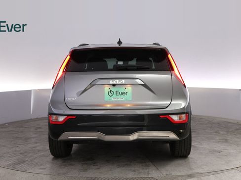 Used 2024 Kia Niro Wind w/ Wind Preserve Package FWD image 15