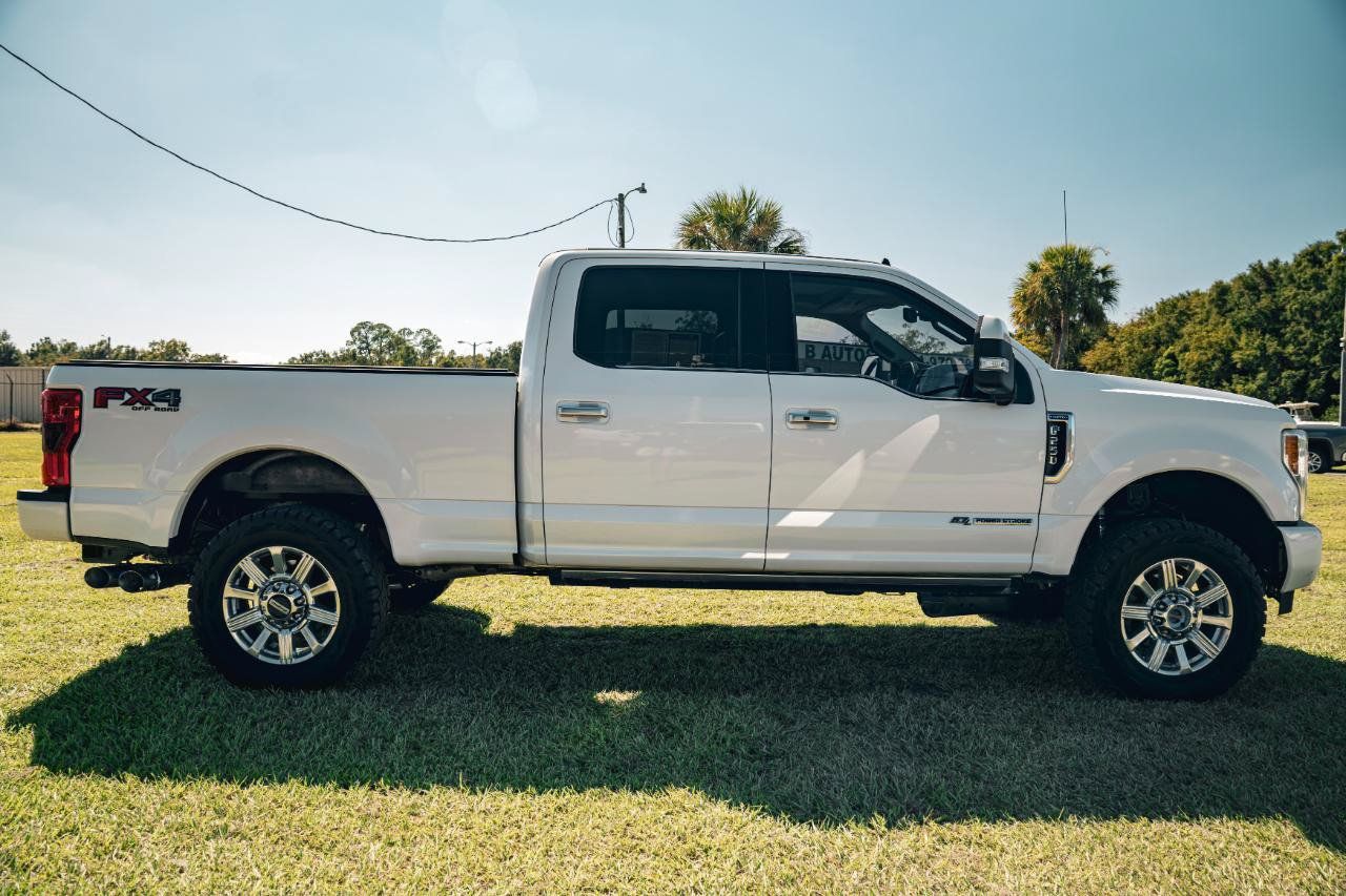 Used 2019 Ford F250 Limited w/ FX4 Off-Road Package AWD/4WD image 8