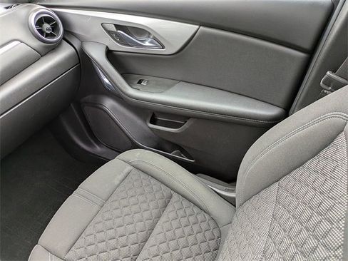 Used 2021 Chevrolet Blazer LT image 18