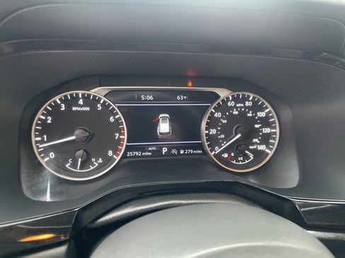 Used 2023 Nissan Pathfinder SL image 30