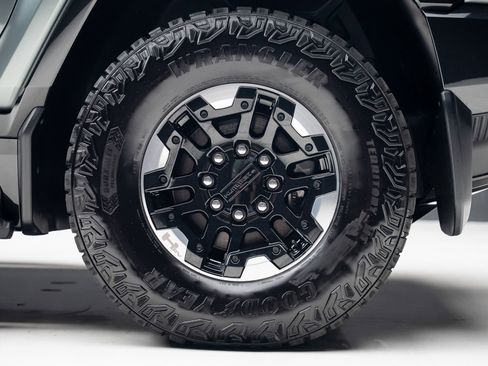 Used 2024 GMC Hummer EV 3X w/ Extreme Off-Road Package AWD/4WD image 22