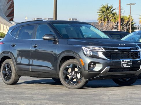 New 2026 Kia Seltos EX image 2