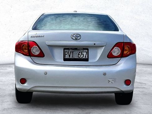 Used 2009 Toyota Corolla FWD image 4