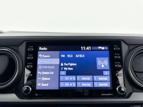 Used 2021 Toyota Tacoma TRD Sport w/ Technology Package RWD image 4