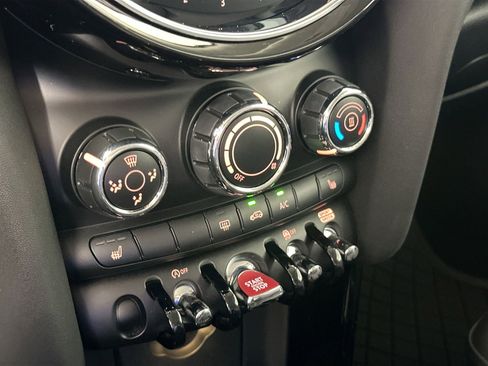 Used 2024 MINI Cooper S image 19