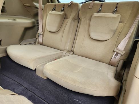 Used 2012 Toyota Highlander FWD image 28