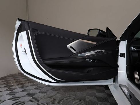 Used 2021 Chevrolet Corvette Stingray Preferred Cpe w/ Battery Protection Package RWD image 15