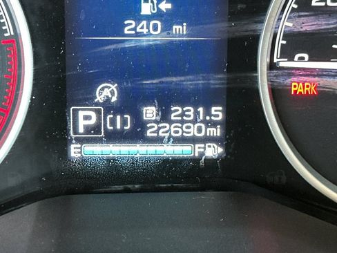 Used 2021 Subaru Forester Premium AWD/4WD image 28
