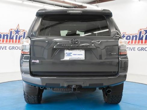 Used 2024 Toyota 4Runner SR5 Premium w/ Moonroof Package AWD/4WD image 28