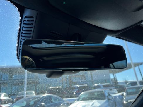 Certified 2025 Mercedes-Benz GLB 250 4MATIC image 24