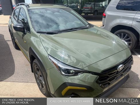 Used 2025 Subaru Crosstrek 2.5i Sport w/ Crosstrek Mirror Package AWD/4WD image 3