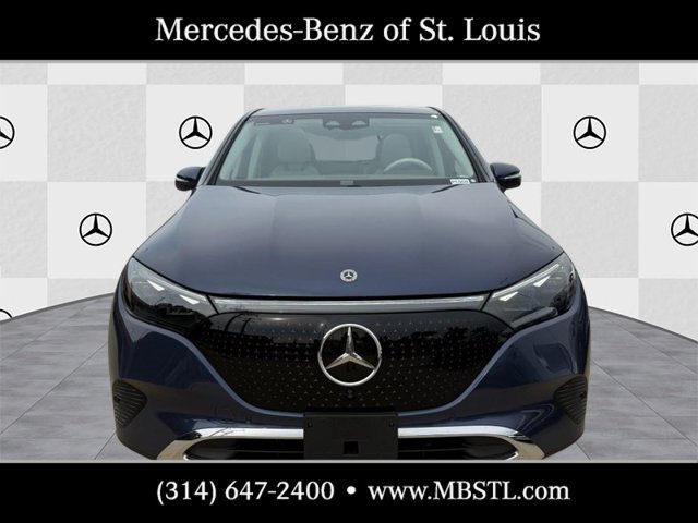 Certified 2023 Mercedes-Benz EQE 350+ 4MATIC SUV w/ Exclusive Trim Package image 7