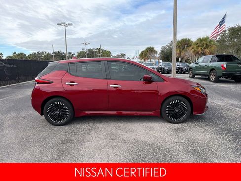 Certified 2023 Nissan Leaf SV Plus image 2