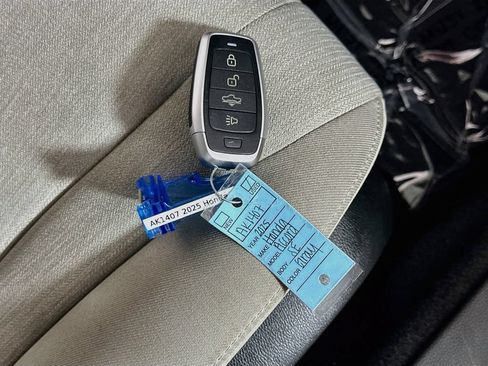 Used 2025 Honda Accord SE image 34