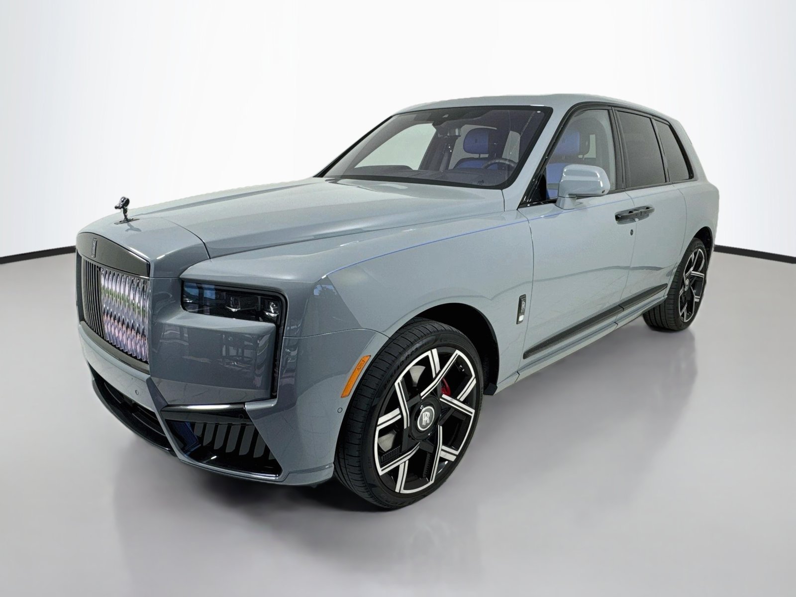 Certified 2025 Rolls-Royce Cullinan Black Badge AWD/4WD image 3