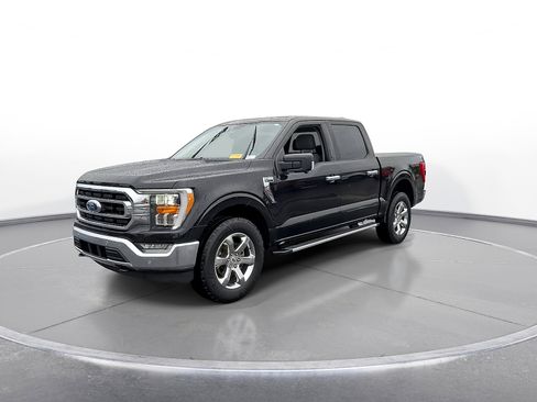 Used 2022 Ford F150 XLT w/ Equipment Group 302A High AWD/4WD image 4