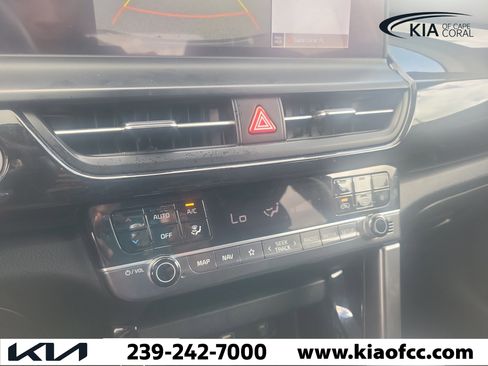 Used 2024 Kia Seltos S AWD/4WD image 29
