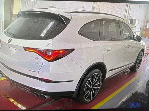 Used 2022 Acura MDX Type S AWD/4WD image 4