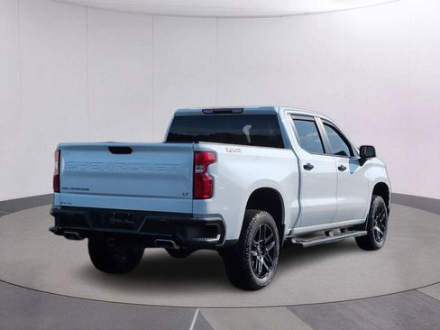 Used 2021 Chevrolet Silverado 1500 LT Trail Boss w/ Bed Protection Package AWD/4WD image 7