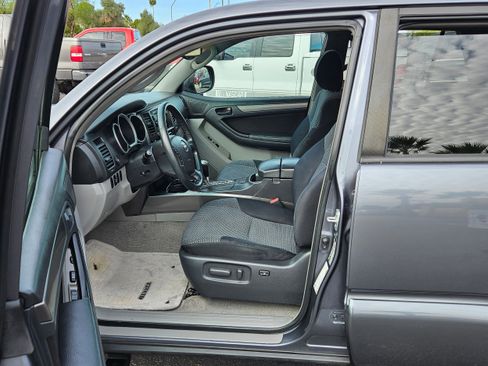 Used 2006 Toyota 4Runner 4WD image 13
