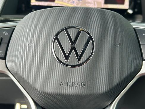 New 2026 Volkswagen Atlas Cross Sport SEL Premium R-Line AWD/4WD image 25