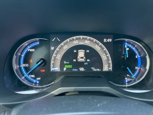 Certified 2025 Toyota RAV4 LE AWD/4WD image 19