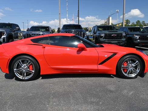 Used 2016 Chevrolet Corvette Stingray Coupe w/ 3LT Preferred Equipment Group RWD image 13