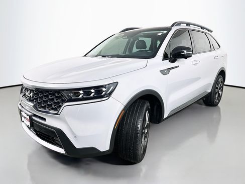 Used 2023 Kia Sorento SX AWD/4WD image 3