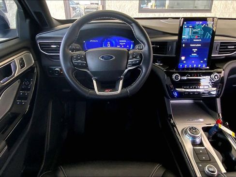 Used 2023 Ford Explorer ST w/ Equipment Group 401A AWD/4WD image 6