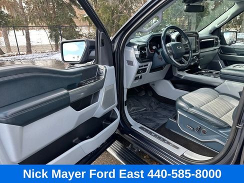 Used 2022 Ford F150 Limited image 19