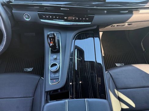 Used 2023 Cadillac Escalade Sport w/ LPO, ONYX Package AWD/4WD image 25