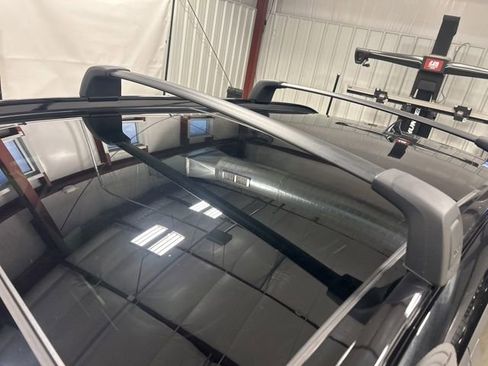 Used 2024 Kia Sportage EX w/ EX Premium Package image 9